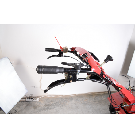 Gasoline Tiller 5.2kW (7.0hp) 1400mm 2+1 speed RD-T06